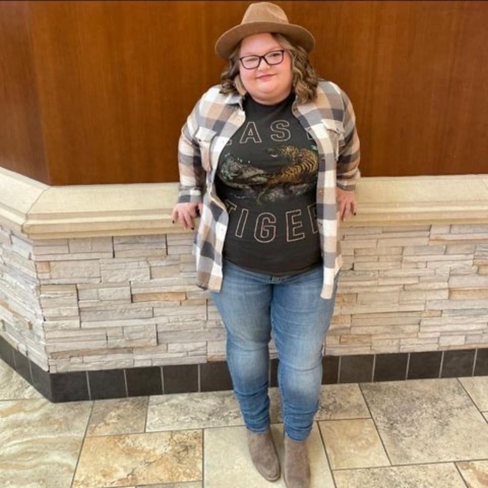 Meet your Posher, Danielle